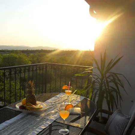 Ogreca Apartment *
