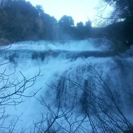 Ogreca * Skradin