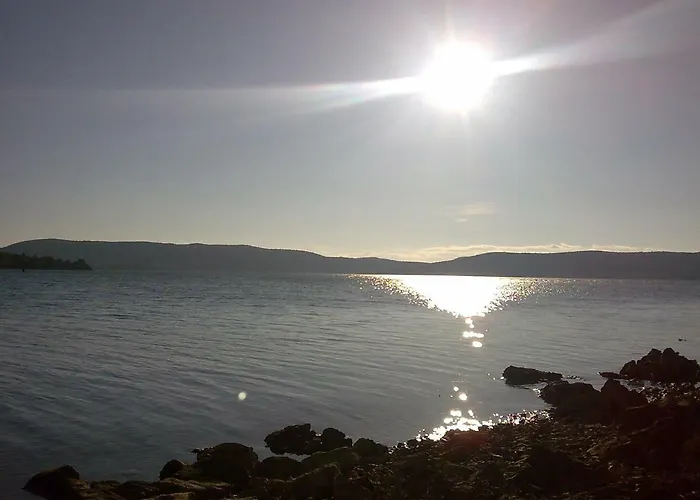 Ogreca דירה סקארדין